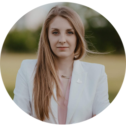 Karolina Kwiatkowska Karolina Kwiatkowska